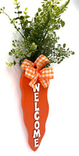 Load image into Gallery viewer, Carrot Spring Easter Signs