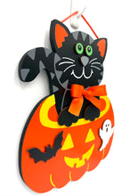 Load image into Gallery viewer, Cat Pumpkin Halloween Signs
